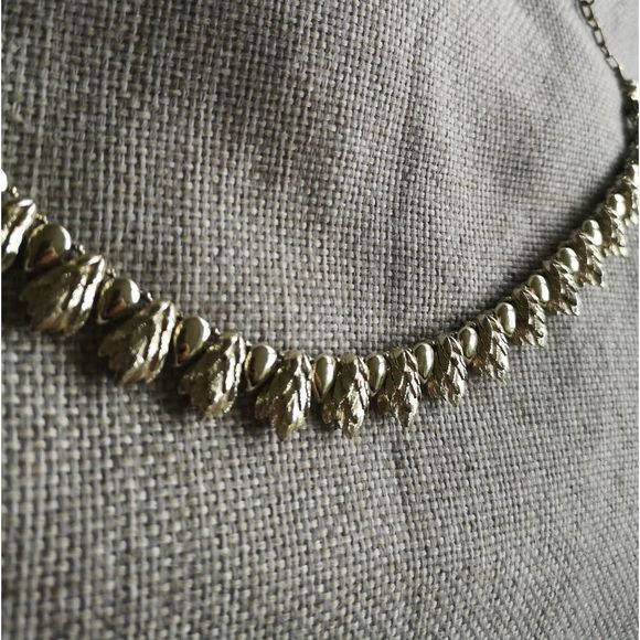 Vintage Heirloom Necklace - Picture 4 of 5